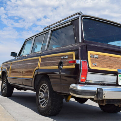 1989 Jeep Grand Wagoneer